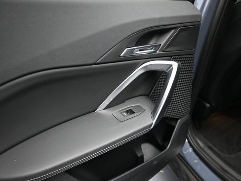 Certified 2025 BMW X2 xDrive28i AWD/4WD image 15