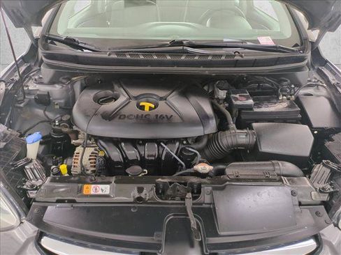 Used 2013 Hyundai Elantra GLS w/ Preferred Pkg FWD image 22