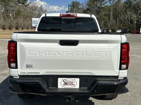 Used 2025 Chevrolet Colorado Trail Boss image 8