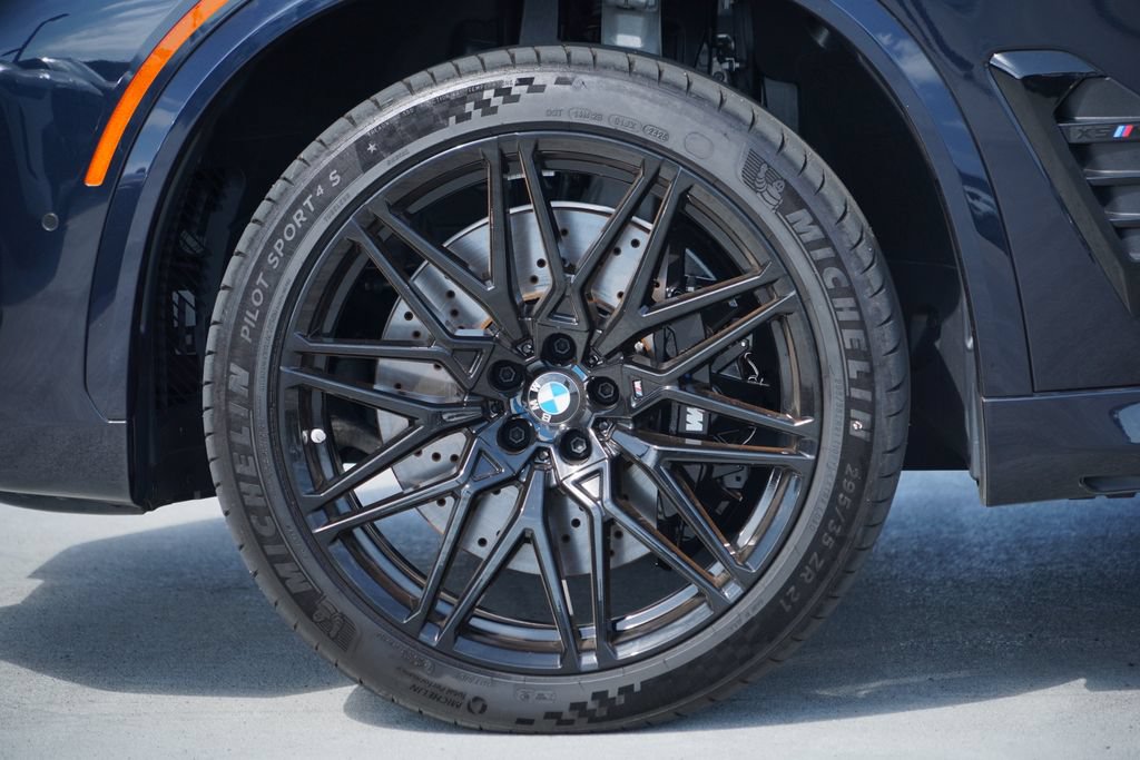 New 2026 BMW X5 M Competition w/ Executive Package AWD/4WD image 5