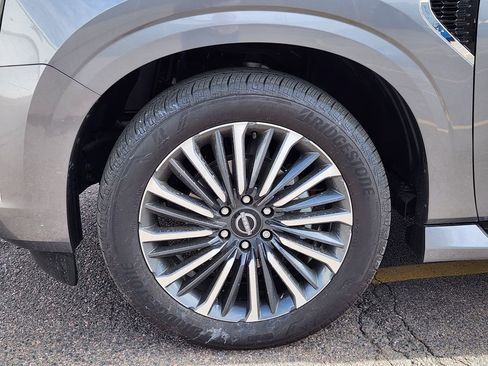 New 2025 Nissan Armada Platinum Reserve image 16