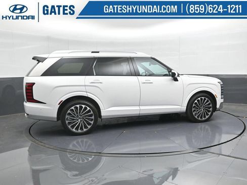 New 2026 Hyundai Palisade Calligraphy AWD/4WD image 3