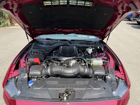 Used 2025 Ford Mustang GT RWD image 13