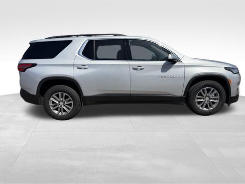 Used 2022 Chevrolet Traverse LT AWD/4WD image 24
