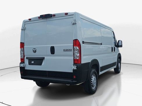 Used 2025 RAM ProMaster 2500 w/ Convenience Group FWD image 6