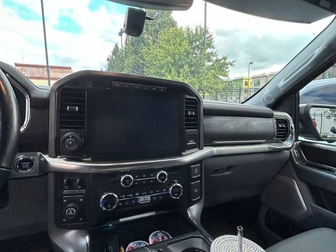 Used 2021 Ford F150 Lariat w/ Equipment Group 502A High AWD/4WD image 6