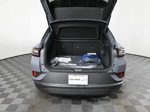 New 2026 Volkswagen ID.4 Pro image 11