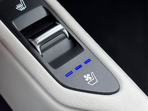 Used 2021 Kia Telluride SX image 45