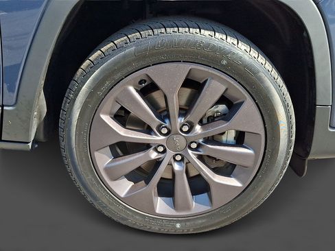 Used 2021 Jeep Cherokee Latitude Lux 80th Anniv w/ Quick Order Package 26U 80TH AWD/4WD image 5