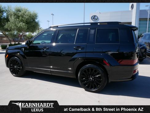 Used 2024 Hyundai Santa Fe Calligraphy FWD image 5