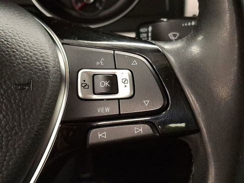 Used 2019 Volkswagen Atlas SE FWD image 18