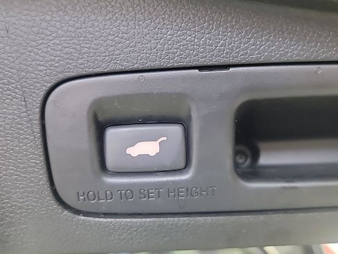 Certified 2019 Honda CR-V EX-L image 9