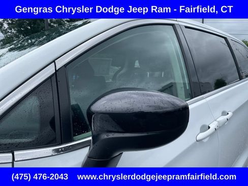Certified 2024 Chrysler Voyager LX FWD image 13