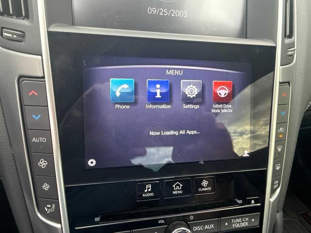 Used 2019 INFINITI Q60 3.0t Luxe w/ Cargo Package RWD image 17
