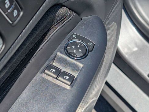 Used 2025 Ford Mustang GT RWD image 11