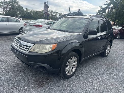 Used 2012 Subaru Forester 2.5X Premium w/ All-Weather Pkg AWD/4WD image 9