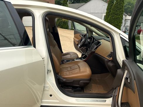 Used 2013 Buick Verano Leather FWD image 11