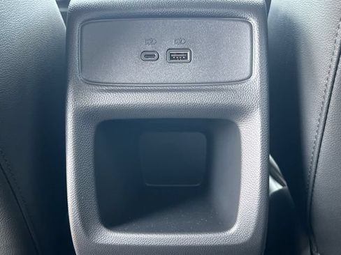 Used 2025 Chevrolet Trax RS w/ Driver Confidence Package FWD image 35