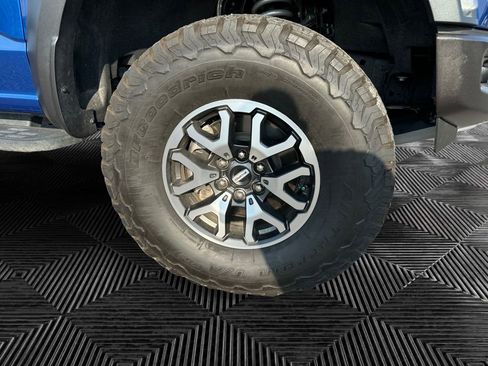 Certified 2022 Ford F150 Raptor image 9