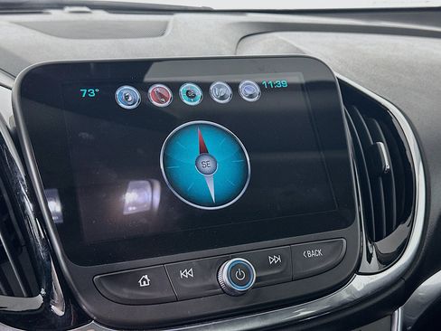 Used 2018 Chevrolet Volt Premier w/ Driver Confidence Package FWD image 22