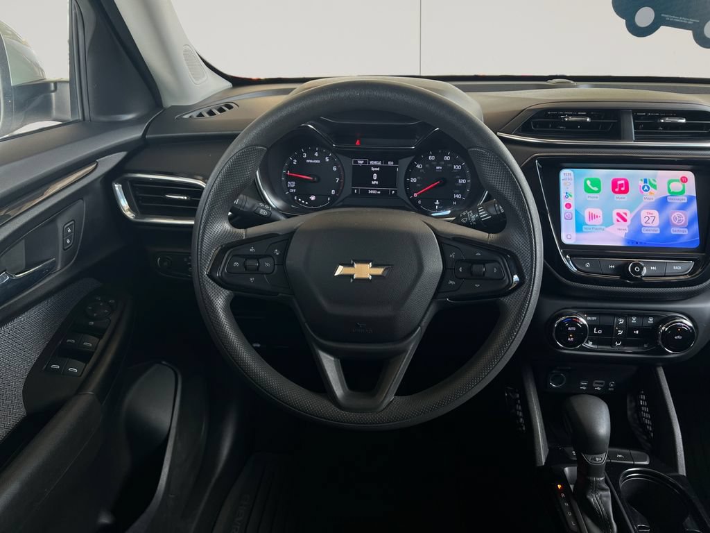 Used 2021 Chevrolet TrailBlazer LT w/ Convenience Package FWD image 13