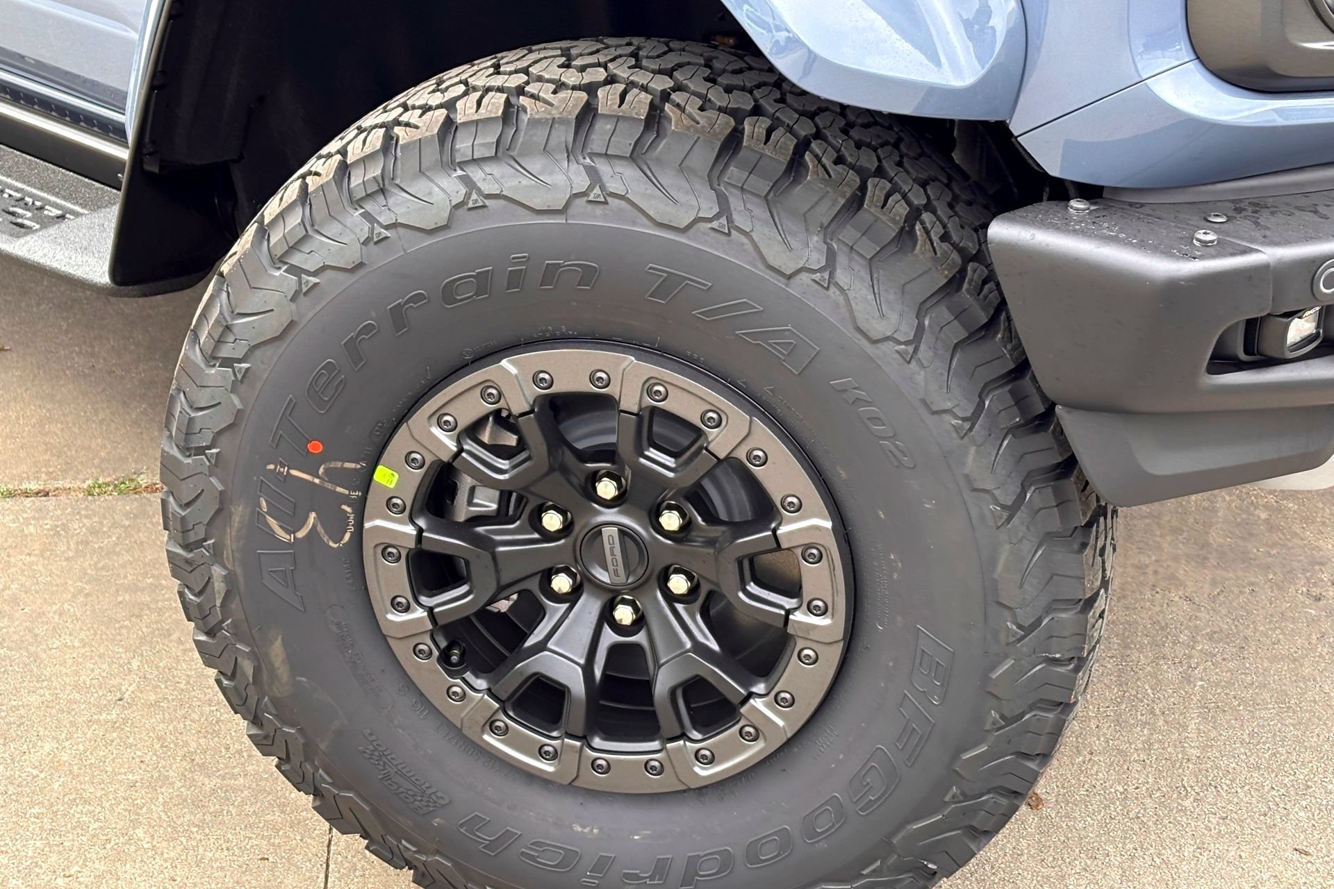 New 2025 Ford Bronco Raptor w/ Interior Carbon Fiber Pack AWD/4WD image 2
