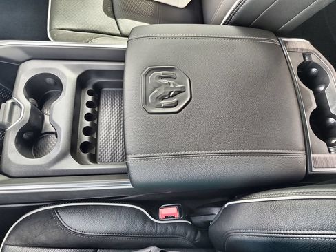 New 2026 RAM 3500 Laramie AWD/4WD image 20