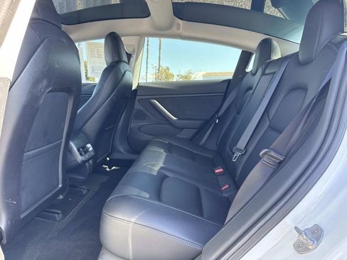 Used 2019 Tesla Model 3 Long Range image 22