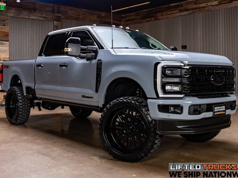 Used 2026 Ford F350 Platinum w/ Platinum Plus Package AWD/4WD image 1