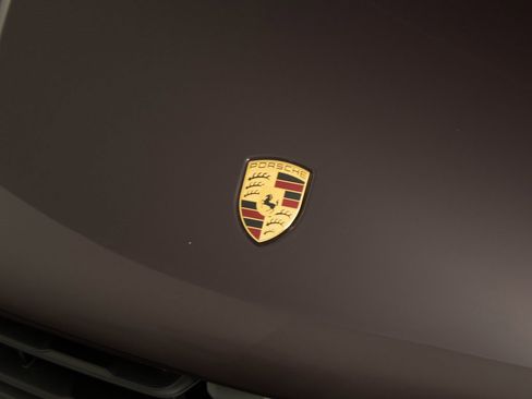 Certified 2024 Porsche Macan S image 38