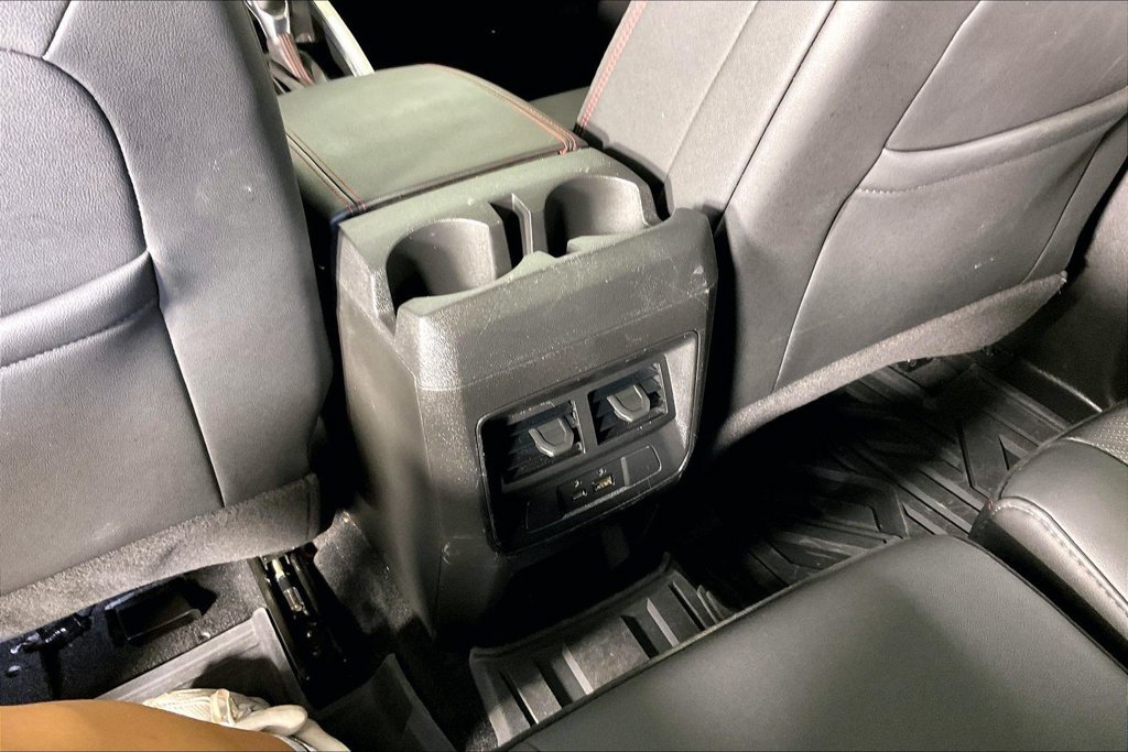 Used 2025 GMC Canyon AT4 w/ AT4X AEV Edition AWD/4WD image 30