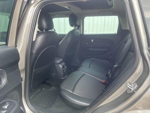 Used 2016 MINI Cooper Clubman image 12