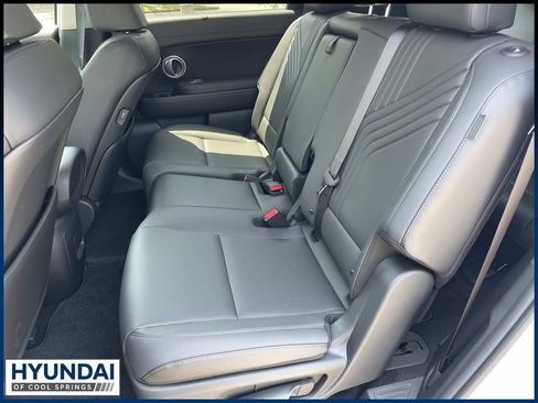 New 2026 Hyundai Palisade FWD Hybrid image 17