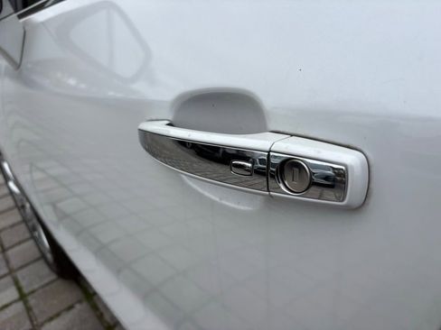 Used 2017 Buick Encore Essence w/ Experience Buick Package image 9