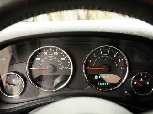 Used 2018 Jeep Wrangler Unlimited Sport AWD/4WD image 15