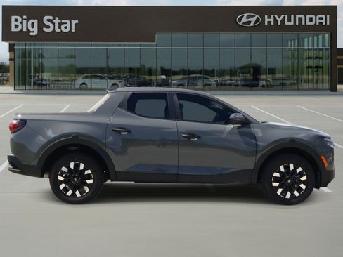 Used 2026 Hyundai Santa Cruz SE FWD image 5