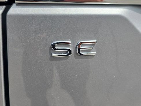 Used 2026 Volkswagen Atlas SE FWD image 8