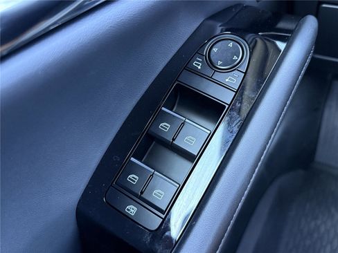 Certified 2025 MAZDA MAZDA3 s image 28