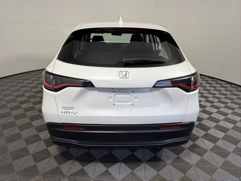 Used 2023 Honda HR-V LX image 5