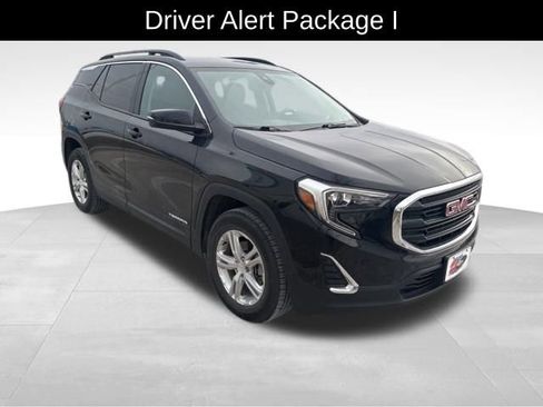 Used 2020 GMC Terrain SLE w/ Driver Convenience Package image 4