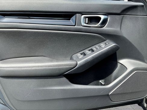 Used 2023 Honda Civic EX-L image 19