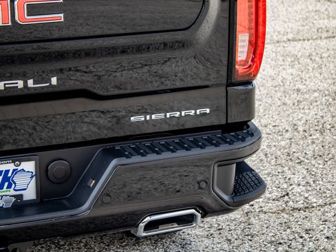 Used 2023 GMC Sierra 1500 Denali AWD/4WD image 15