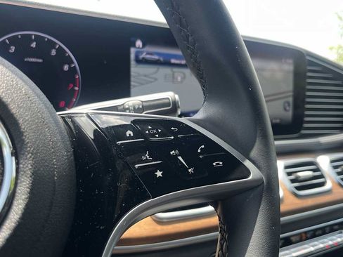 Certified 2025 Mercedes-Benz GLE 350 4MATIC image 42