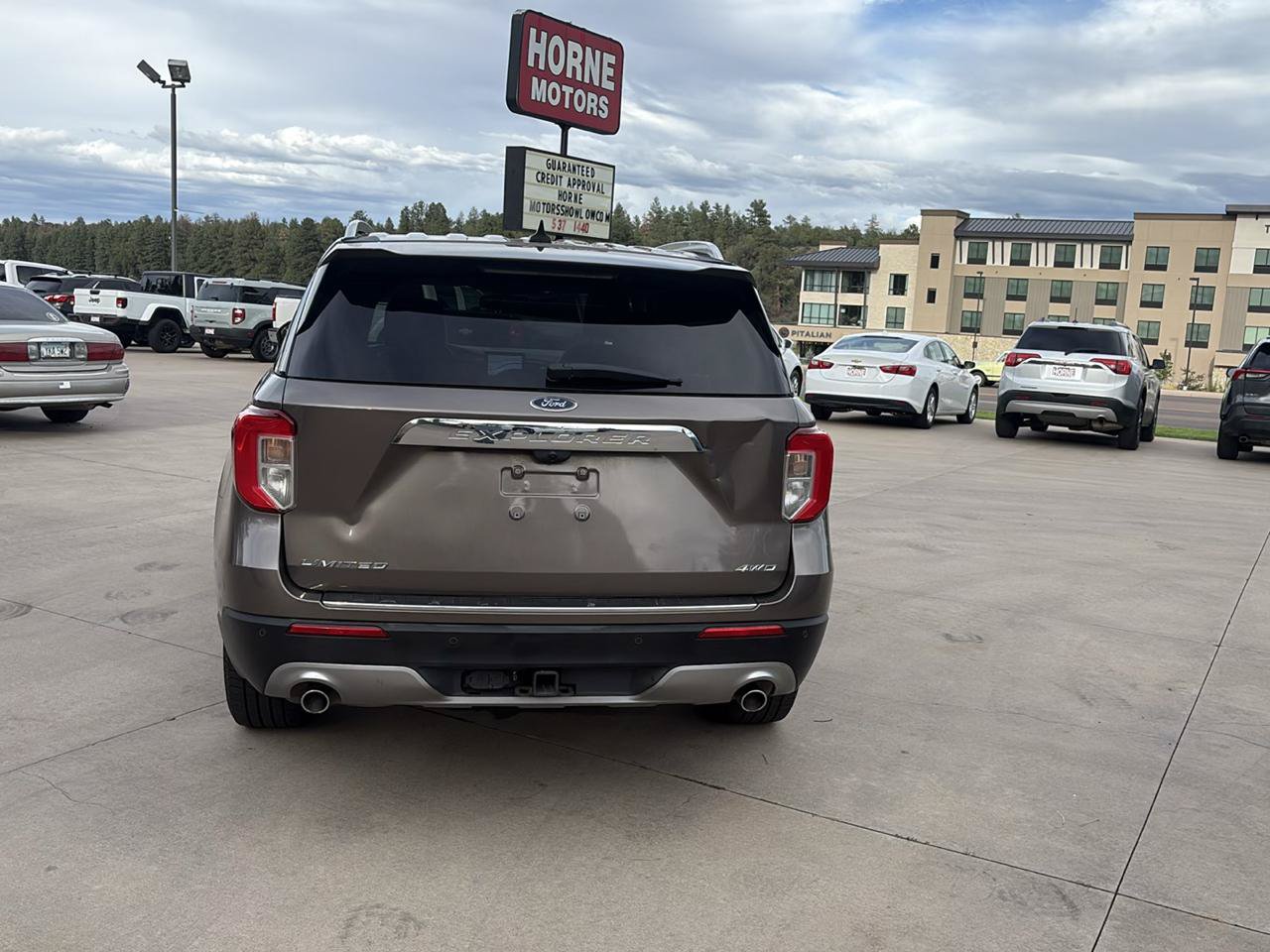 Used 2021 Ford Explorer Limited AWD/4WD image 6