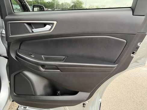 Used 2024 Ford Edge SEL w/ Convenience Package AWD/4WD image 30