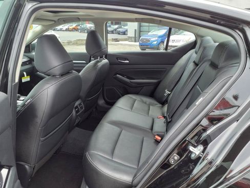 Used 2021 Nissan Altima 2.5 SL AWD/4WD image 9