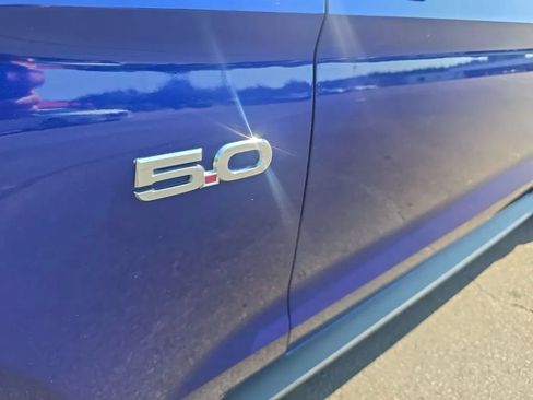 Used 2016 Ford Mustang GT RWD image 11