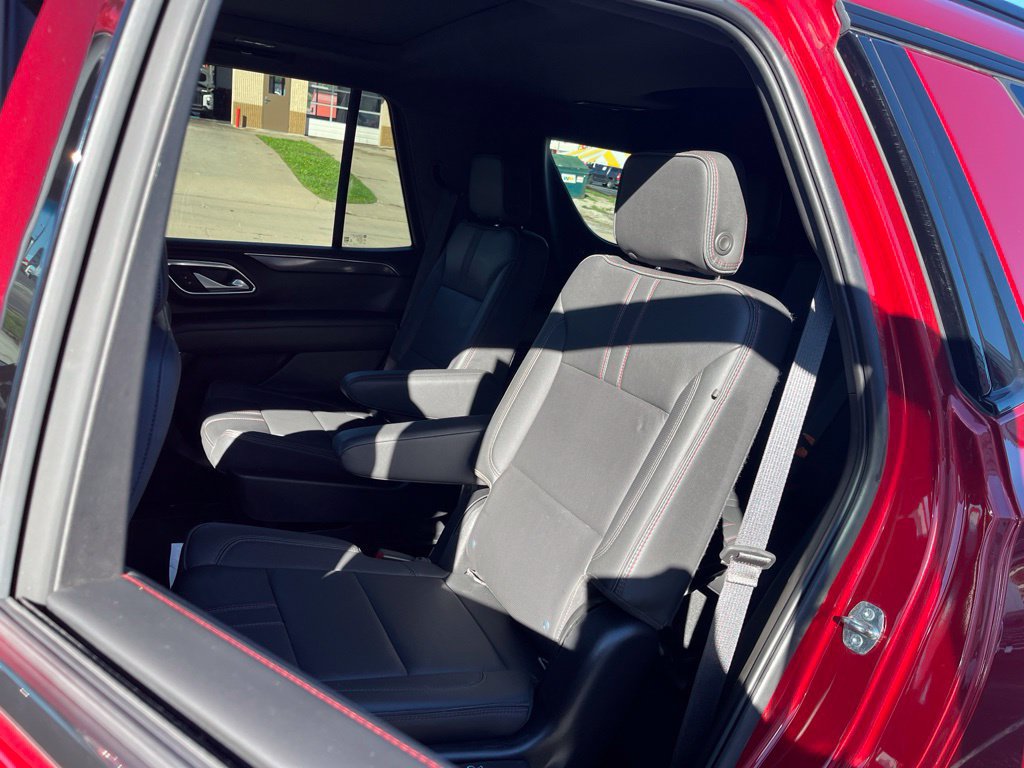 Used 2022 Chevrolet Tahoe RST w/ Luxury Package AWD/4WD image 22