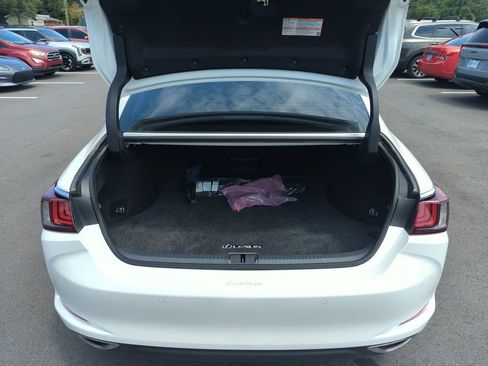 Used 2025 Lexus ES 350 w/ Premium Package FWD image 30