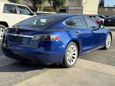 Used 2016 Tesla Model S 75D image 4